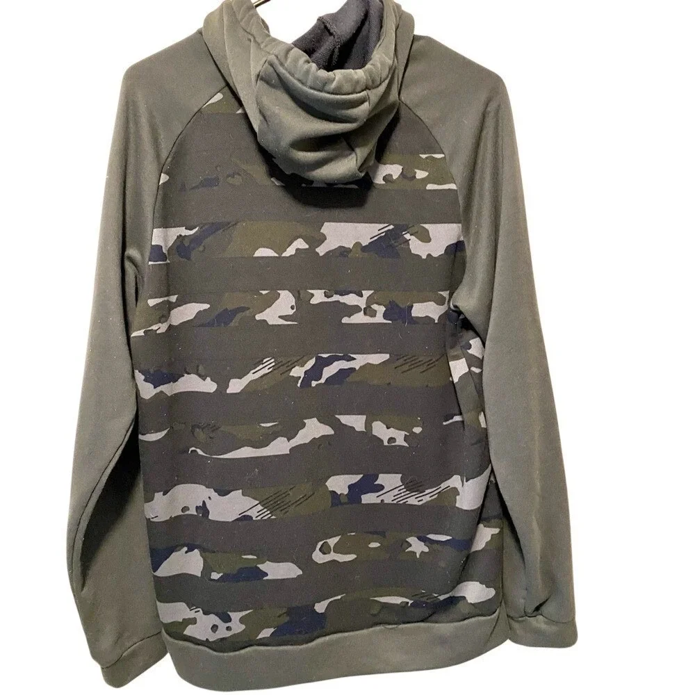 Nike Gray & Green Camouflaged Dri-Fit Hooded Sweatshirt